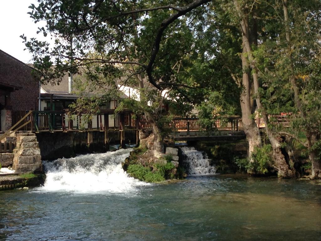 Logis - Hotel & Restaurant Moulin Des Forges Saint-Omer-en-Chaussee Ngoại thất bức ảnh