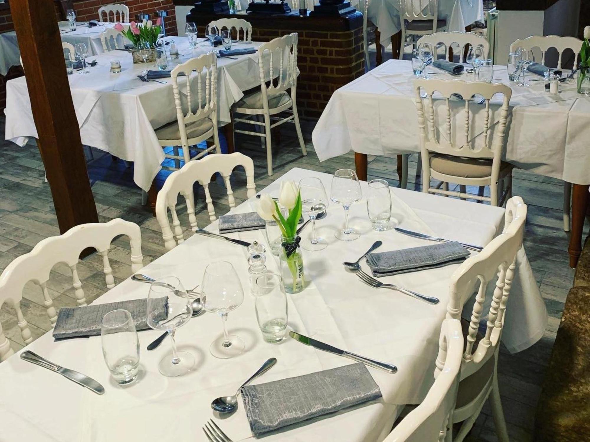 Logis - Hotel & Restaurant Moulin Des Forges Saint-Omer-en-Chaussee Ngoại thất bức ảnh